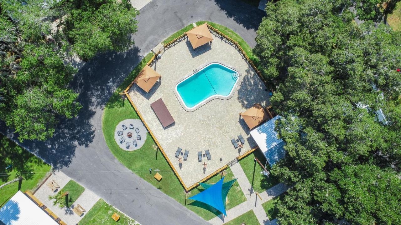 Idlewild Lodge And Rv Park Lake Panasoffkee Exterior photo
